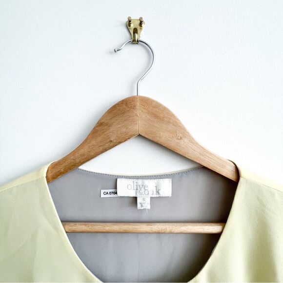 Olive & Oak Tank Shell Yellow Gray Chest Pocket Pullover Blouse High-Low Size S - Picture 4 of 8